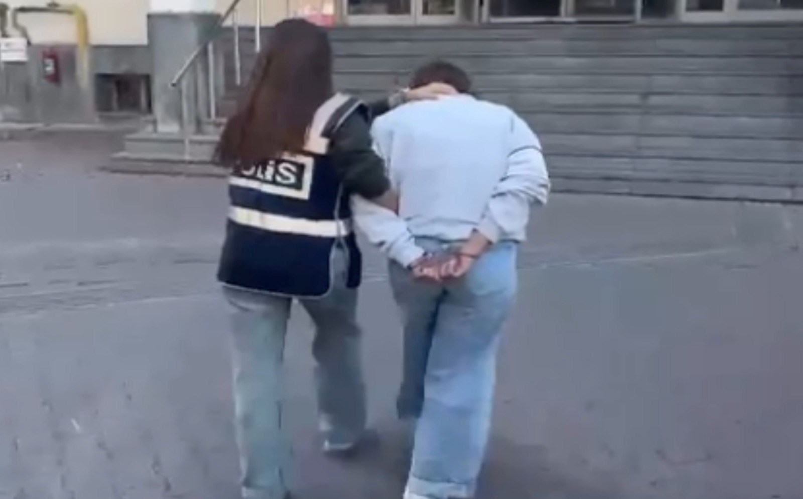 Kayseri’de 10 yıl hapis cezasıyla aranan şahıs yakalandı